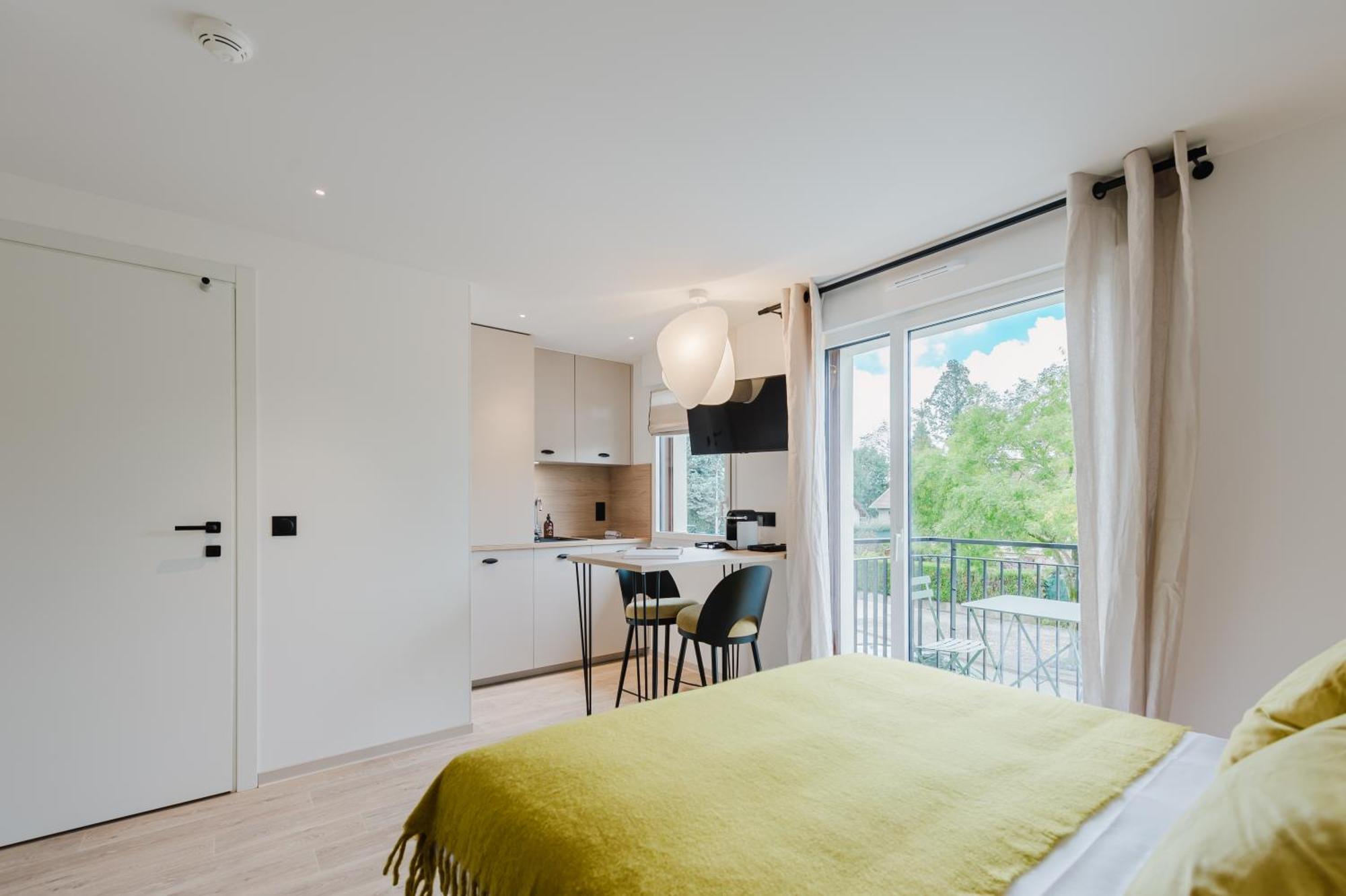 Appart Hotel Neostelia Annecy Exterior photo